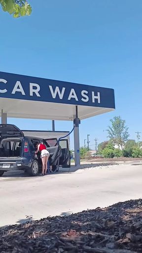 Haybabe at the Carwash