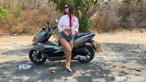 I'm making it really wet on the bike