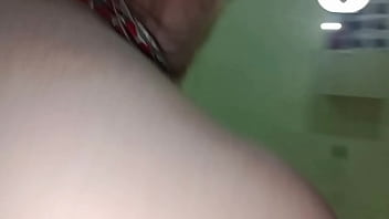 TIFFANY MONTAVANI SAFADA COM TES&Atilde_O COME&Ccedil_A ENFIAR CONSOLO GIGANTE NA BUCETA DEPOIS DE FAZER UM STRIP VESTIDA DE COLEGIA PEITUDA