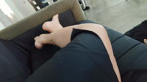 Beautiful soles and magnificent pronounced arches (1)