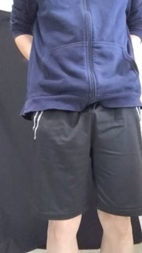 A boy in shorts has appeared! However, he seems to be holding back his pee...