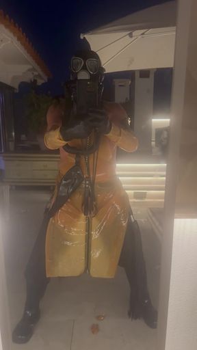 Rubber slave