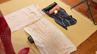 Tysk slampa i strumpor och underkläder blir hårt analt knullad tills den är vidöppen