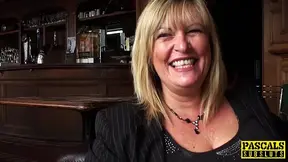 MATURE BABE Alisha serves erect dicks in Dubai BDSM party