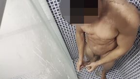 tomando um banho bem gostoso