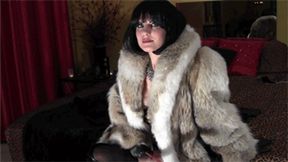 Strict Goddess In Furs (720p)