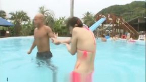 Slurp &#039;n&#039; Splash: Asian Babe Takes a Bukakке Bath