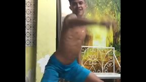MODINHA DE DAN&Ccedil_AR SEM CUECA NO INSTAGRAM