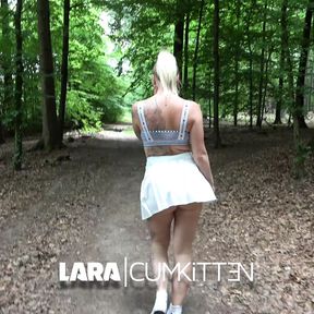 Lara CumKitten - Teaser Dringender DOGGY PISS