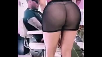 INSTRUCTORA DEL GIMNASIO TENIENDO SEXO CON SUS CLIENTES PORQUE TIENE UN CUERPAZO