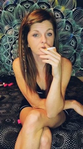 Smoking hot redhead smoking cigeratte before sex