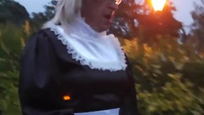 Exploring the seaside: part 1 of satin maids journey