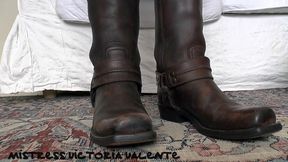 Jerk-off task of the day: Cum on my biker boots, part 13