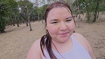 I love walking around in public with cum on my face and showing off my huge ass