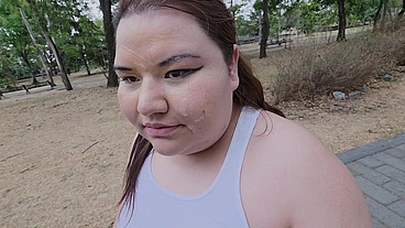 I love walking around in public with cum on my face and showing off my huge ass
