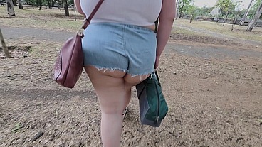 I love walking around in public with cum on my face and showing off my huge ass