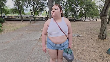 I love walking around in public with cum on my face and showing off my huge ass