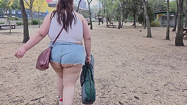 I love walking around in public with cum on my face and showing off my huge ass