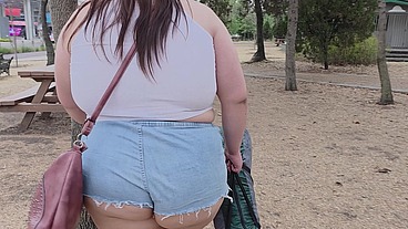 I love walking around in public with cum on my face and showing off my huge ass