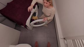 Girlfriend Facial Surprise