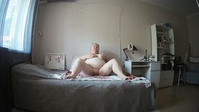 Girlfriend relaxes while masturbating her big meaty pussy with toys