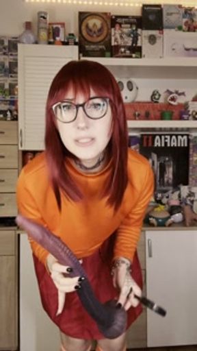 POV: Velma tries to solve a mystery of your nonexistent dick ( SUCCESS )