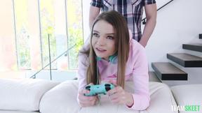 ”Tiny Gamer Chick - Jessae Rosae”