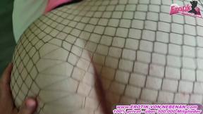 Curvy Camgirl Gets Spontaneously Laid on a Whim