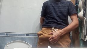 The Guy with the Huge Cock so Fat in His Pants, He Unloads It with 5 Jets of Semen in the Air