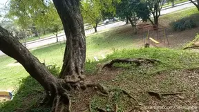 Me gusta mucho hacer esto y fantasía seco oral en público y mostras mis tetas y culo en la calle mientras carros pasan y me ven