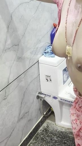 Beautiful Neighbour;s Wife Got Fucked on Holi Festival