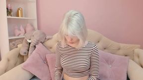 Amber Cage Private Show