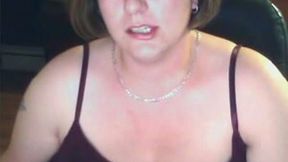 I chat with chubby bitch and she flashes her bice boobs