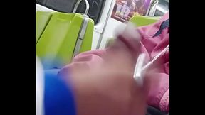 Noche lujuriosa en el vag&oacute_n del metro