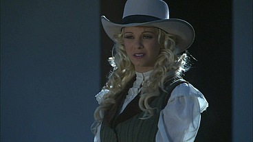 Outdoor fuck in the far west for Taylor Rain