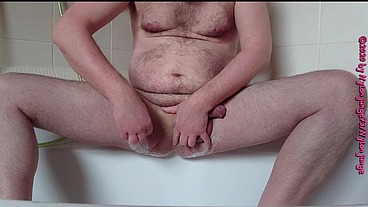 Heißes Rasieren in der Badewanne 1