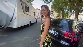 Valentina Est Une Petite Coquine Accro Au Sexe