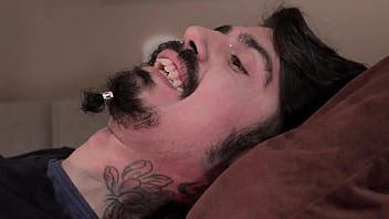 Scena di sesso tra Emanuele Mima e Nemesi dalla clip IL DISABILE INSICURO E L'_ASSISTENTE PROCELLONA