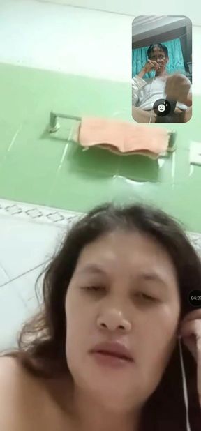 Assy video sex call to me while she taking a bath