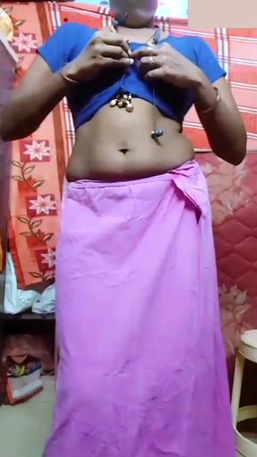 Desi Tamil Wife Renu Nude Live Show: Boobs Slap, Pussy Fingering &amp; Ass Slap Hot Voice! Renuraj
