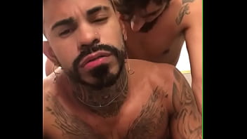 LUIGGI - UMA FODA GOSTOSA COM O PUT&Atilde_O RONNY AISLAN