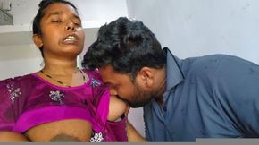Indian boobs videos - Pahli bar dheere dheere Devar aur bhabhi boobs sucking - dehati bhabhi boobs sucking hindi.