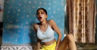 Desi girlfriend masturbatig