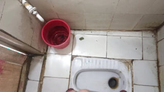 Seks kasar kasar, facial, ciuman, penetrasi ganda, fisting – pelacur gay India kulit putih di-fisting