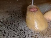 Precumplay in the bathtub, uncircumcised and micropenis play, I´m blueballing myself so bad =)