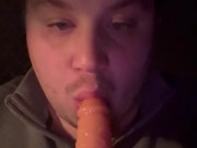 Super Hot! -deep throat’s super realistic dildo