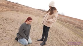 SARAH - Fresh air in the open field!