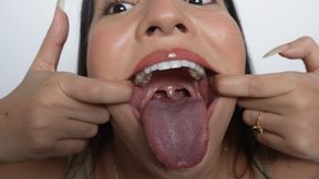 My naked mouth, your desire exposed in 4K