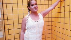 casamento da paty bumbum com o anao mais famoso da televisao brasileira zezinho teves . na lua de mel me judiou no anal mas me fez gozar gostoso. ( direcao nego catra) el toro de