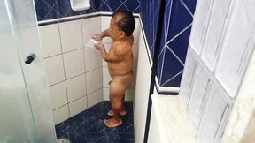 casamento da paty bumbum com o anao mais famoso da televisao brasileira zezinho teves . na lua de mel me judiou no anal mas me fez gozar gostoso. ( direcao nego catra) el toro de